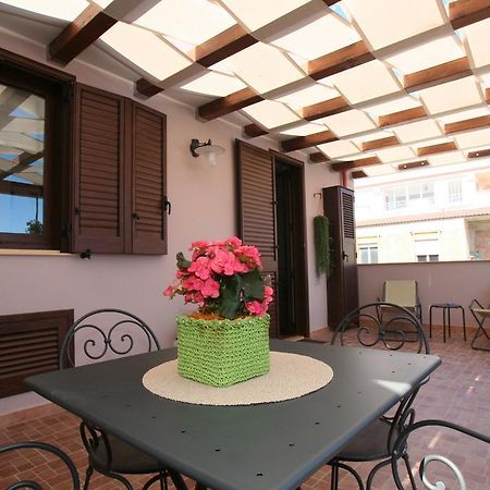 Casa Levante Oliveri Exterior foto