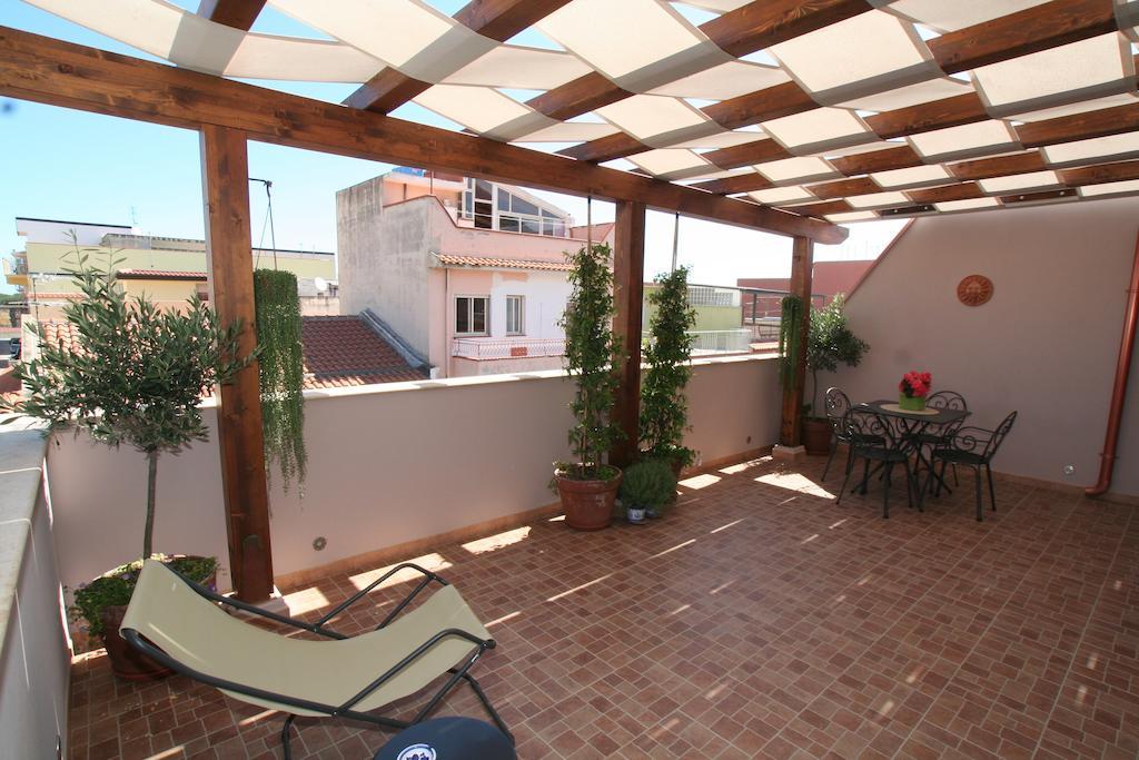 Casa Levante Oliveri Exterior foto