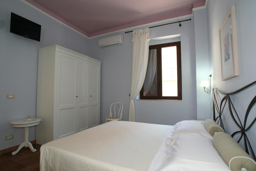 Casa Levante Oliveri Zimmer foto